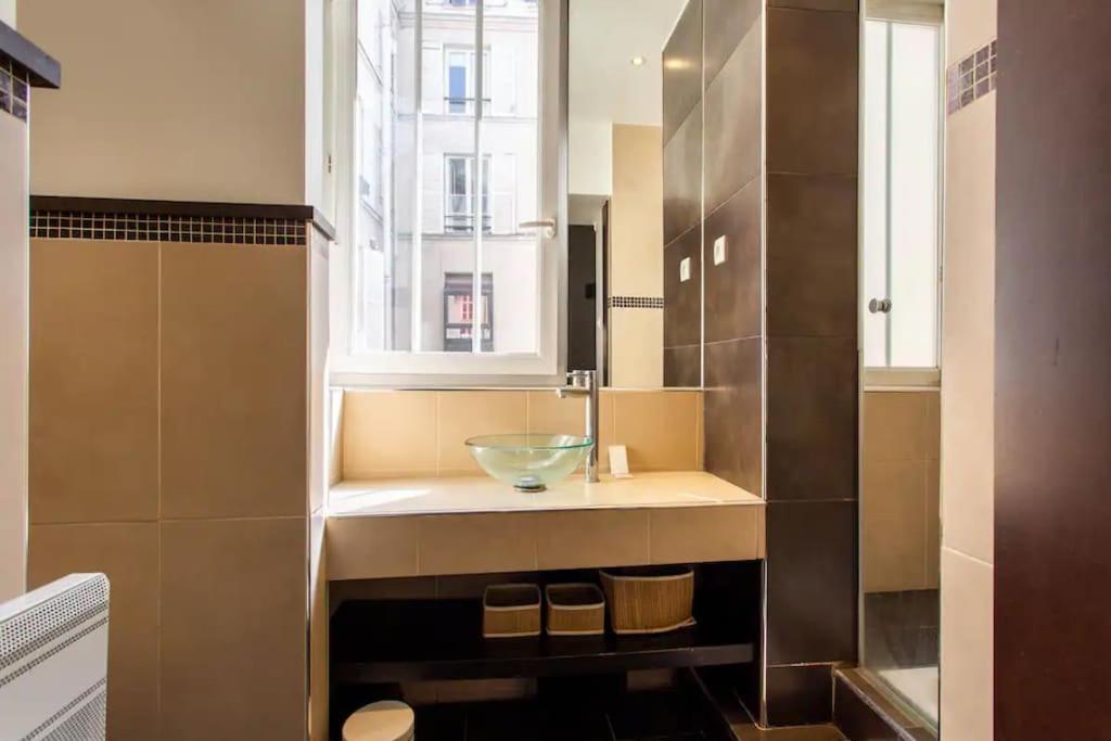 Apartment Hsh Magnifique Clery Sentier Paris